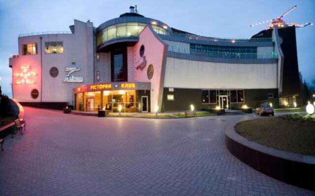 Platinum Hotel Национальный заповедник Хортица вид на фасад