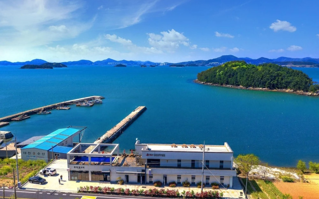 Yeosu Ulala Pension