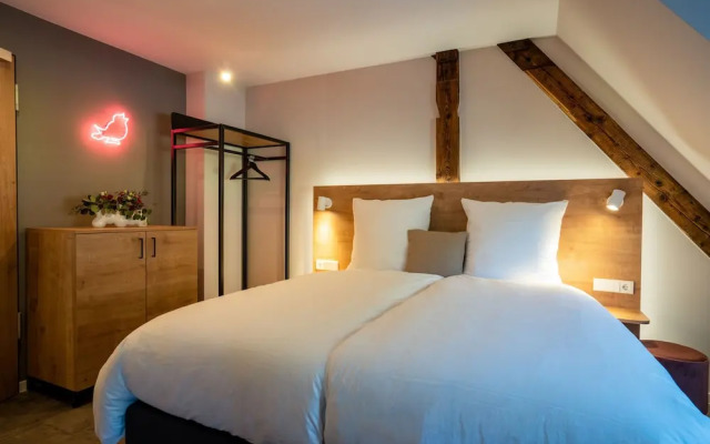 coucou Hotel