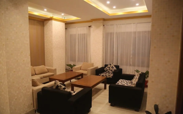 Hotel Golden Roots