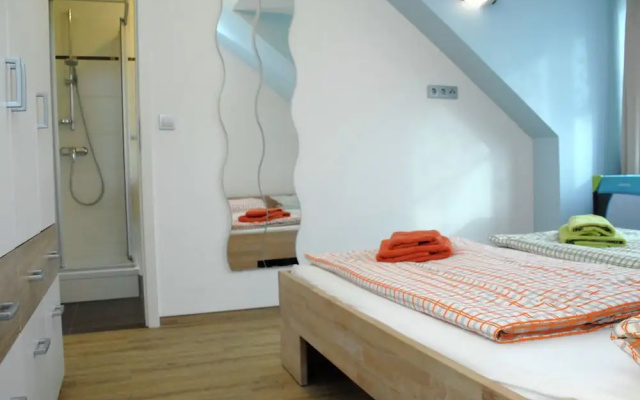 Splendid Apartment in Pepelow near Sea