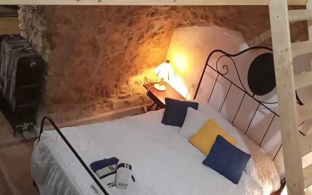 Holiday Home in Catalonia Near Cala Pedrosa Beach