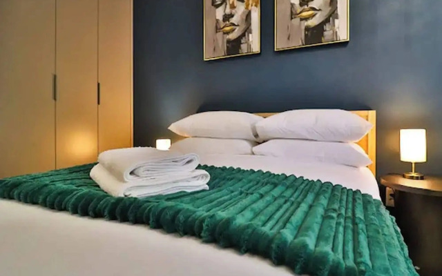 Chic Rosebank Studio, Walk to Mall &gautrain