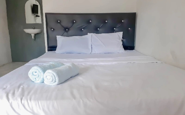 Pondok Melly Guest House Cianjur RedPartner