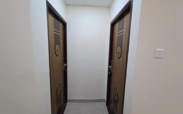 Hotel NJ RESIDENCY NEAR DLF IT PARK, RMZ SOFTWARE PARK, L&T ECC, CHENNAI TRADE CENTRE & MIOT