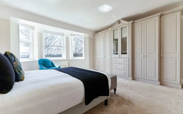 Host & Stay The Old Rectory