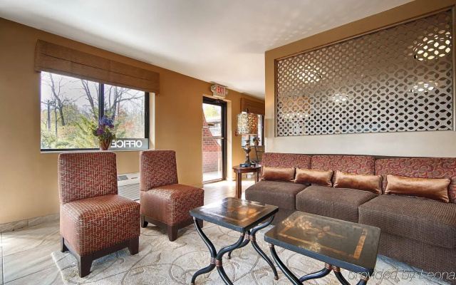MHO Inn & Suites
