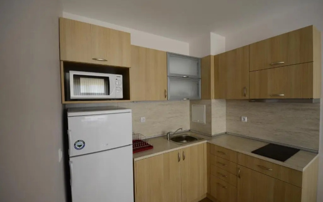 Sunrise Apartments