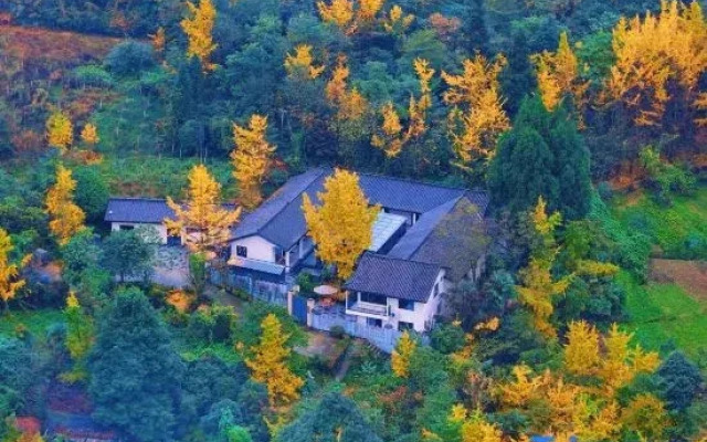 Pema Qingcheng Hotel
