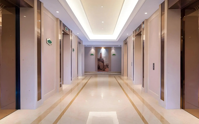 Vienna International Hotel (Suzhou Railway Station North Square)