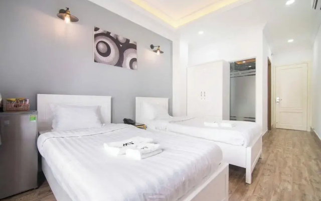 The Passion Hotel Airport - 5 minutes to Tan Son Nhat