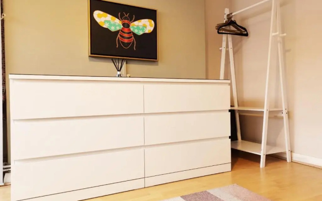 Charming London Town Studio Flat, Tower Bridge