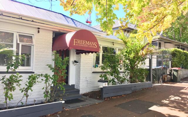 Отель Freemans Backpackers Lodge - Hostel Новая Зеландия, Окленд - отзывы, цены и фото номеров - забронировать отель Freemans Backpackers Lodge - Hostel онлайн вид на фасад