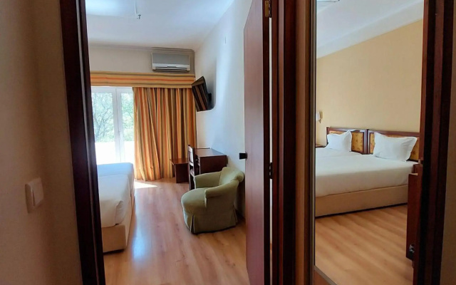 Petrus Hotel