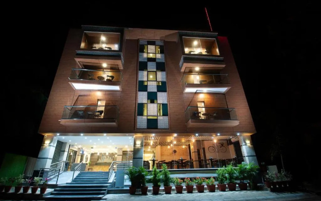 ABM Boutique Hotel by Purple Cloud