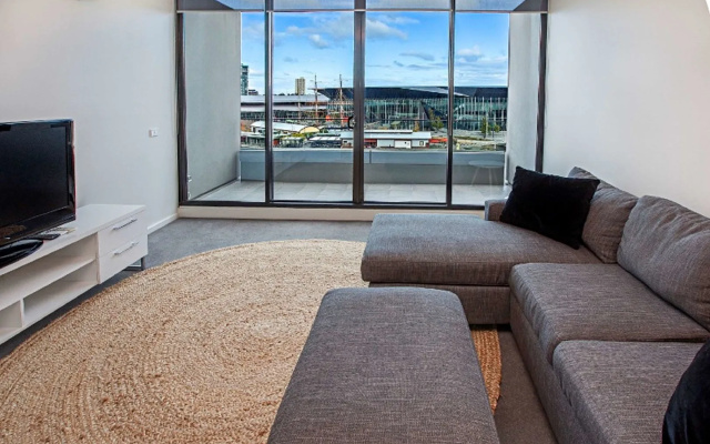 Melbourne Holiday Apartments Flinders Wharf