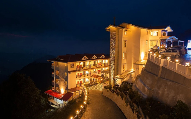 Voyage Glenz Resort