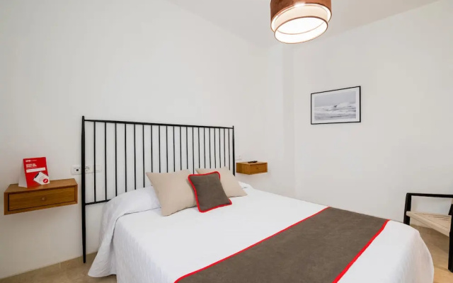 Apartamentos Santiago by OYO Rooms