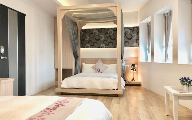 Honey House B&B