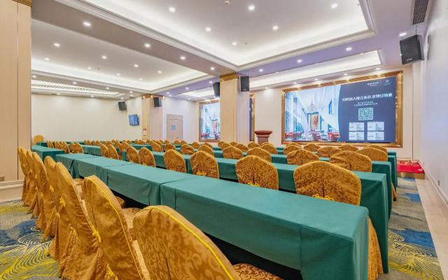 Vienna International Hotel