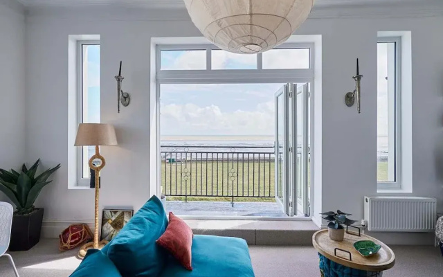 Host Stay Fishers Apartment