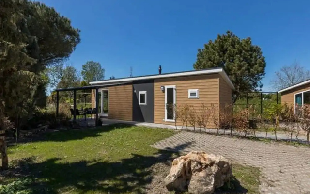 Cozy Chalet at Holiday Park Fort den Haak