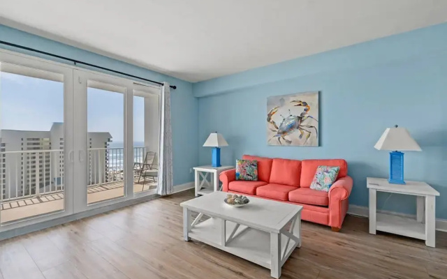 Laketown Wharf 913