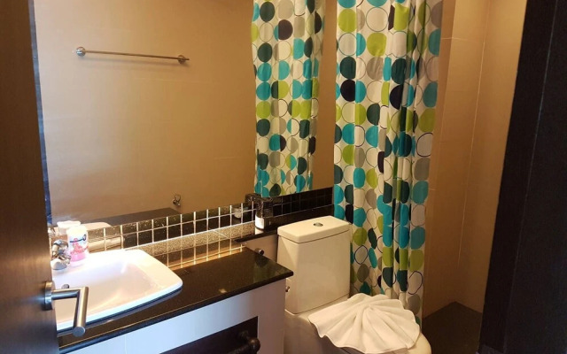Kris - Modern Spacious 2 Bedrooms Condo With Pool