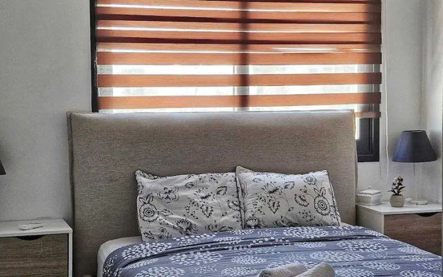 Seaview Business Hub Apartment