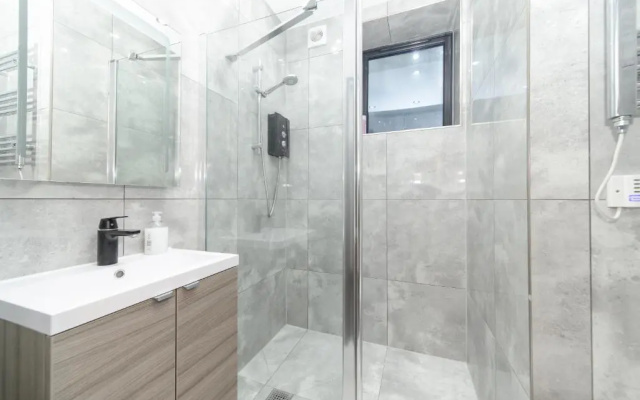 Modern ONEBEROOM FLAT I 2mins walk to BRIGHTON SEAFRONT