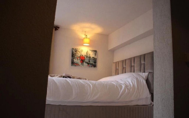 Ambar Hotel