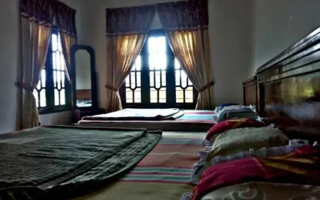Dayananthan Inn Rest