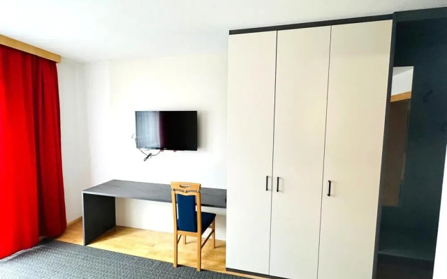 Apartment in Fugen Near Ski Lift