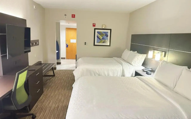 Comfort Inn & Suites Conference Center