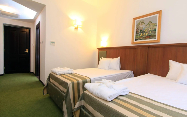 Hotel Palace