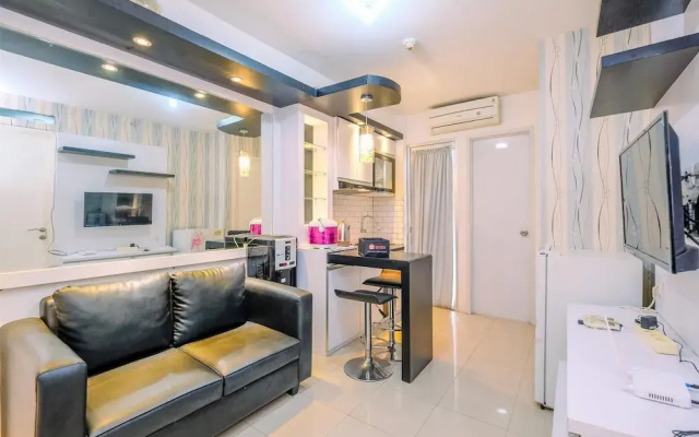 Comfort And Spacious 2Br At Bassura City Apartment