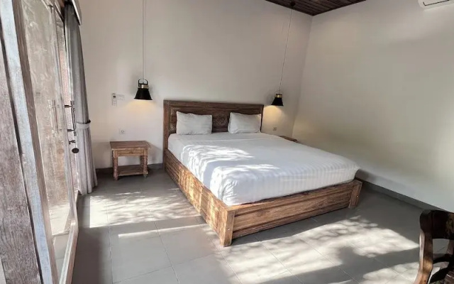Pis Bolong Canggu