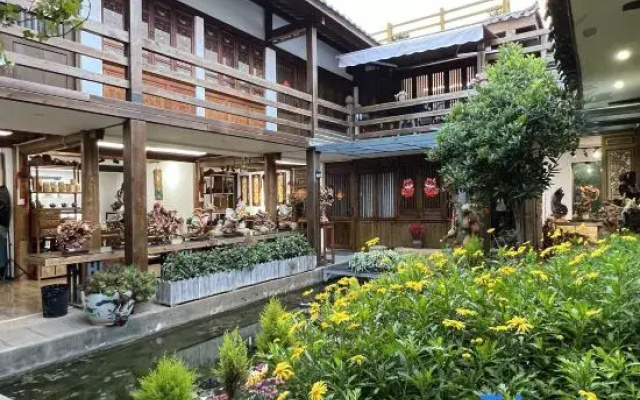 Lijiang Chamuhui Art Courtyard · Snow Mountain Terrace Viewing Inn