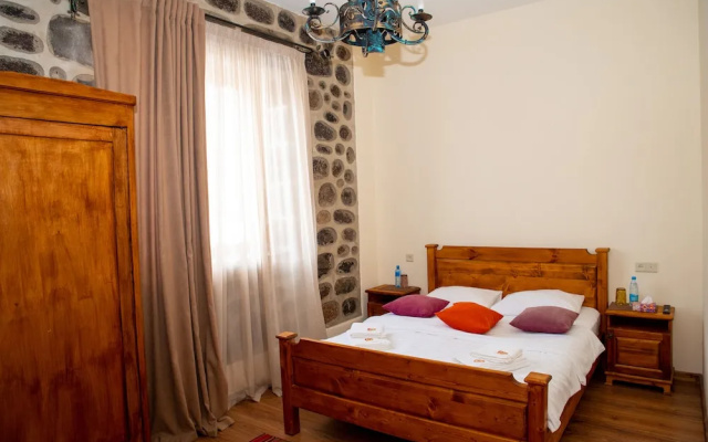 Отель Khoreayi Dzor