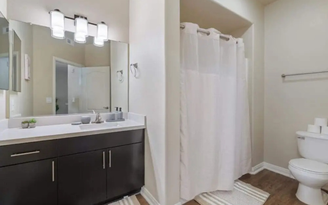 Cozy Marina Hideaway Gym, Pool & Spa Central