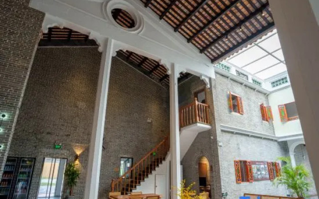 Liyuan Daoxiang Diaolou Boutique Cultural Homestay (Chikan Ancient Town Scenic Area Branch)