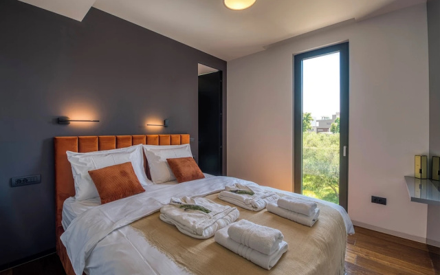 Crystal Holiday Residence II