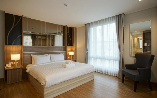 Nantra Chiangmai Riverfront Hotel