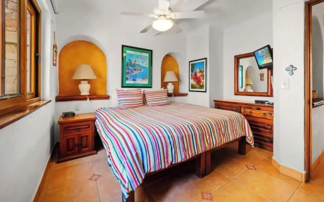 Ocean View 1Br Condo-balcony-beach-pool - 306