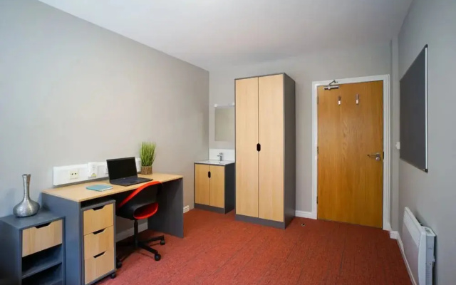 8 Roxburgh