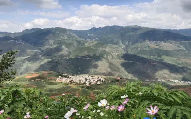Kunming Luoxiaju Homestay (Luoxia Valley Scenic Area)