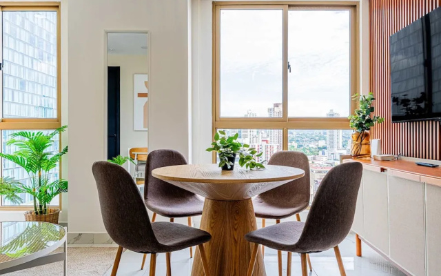 w Amazing 1BR in Obarrio