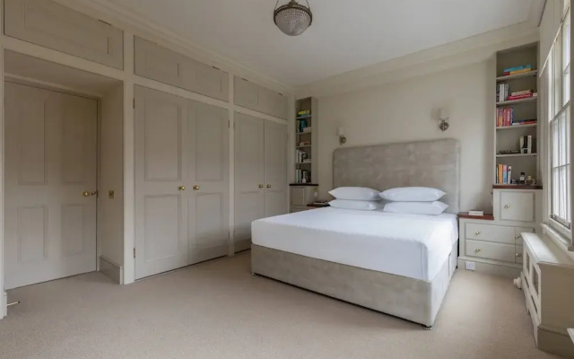 Kensington Place IV by Onefinestay