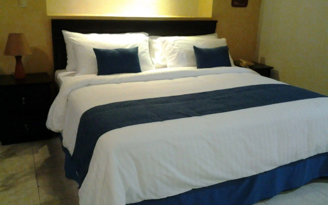 Casabella Art/Boutique Hotel