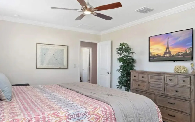Sun Gathering House